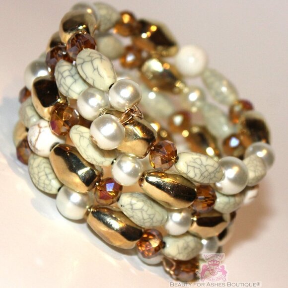 Womens Beaded Crystal Gold Pearl Acrylic Neutral Adjustable Coil Bracelet NWT - Picture 1 of 4